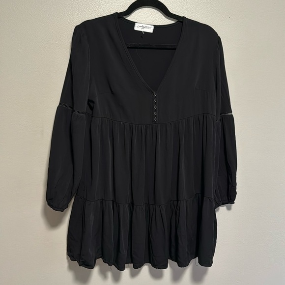 Carly Jean Los Angeles Dress/top size small - Picture 2 of 9